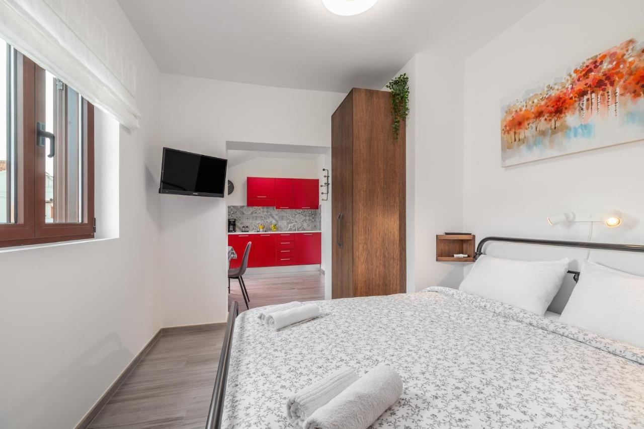 New 2020! Apartments Sanja Poreč Eksteriør bilde