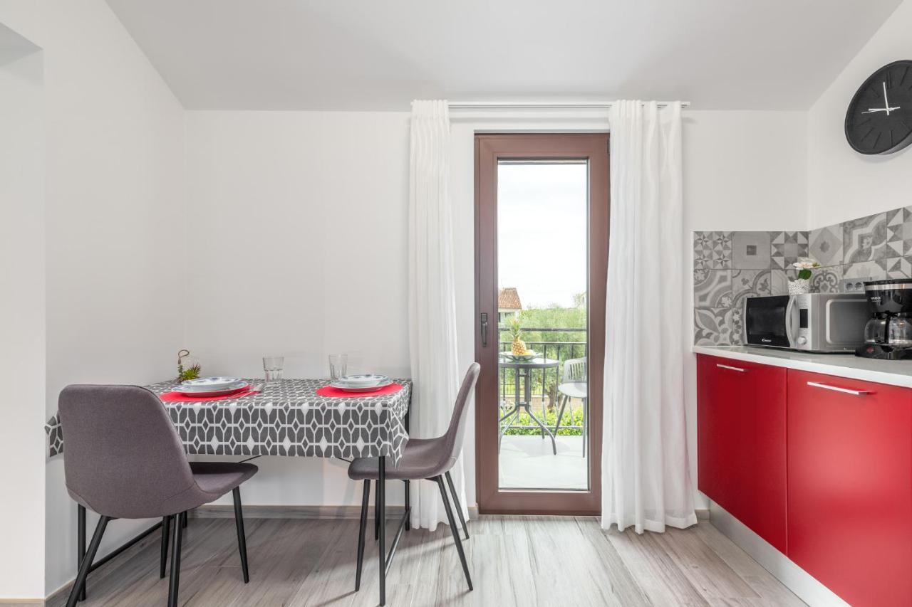 New 2020! Apartments Sanja Poreč Eksteriør bilde