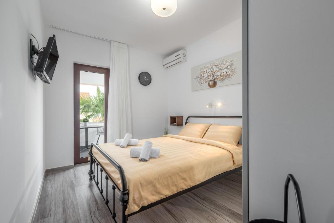 New 2020! Apartments Sanja Poreč Eksteriør bilde